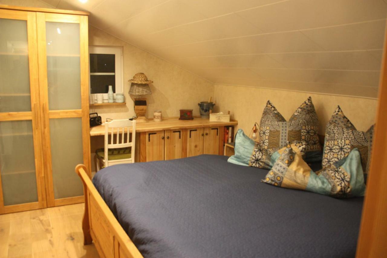 Eifelyeti Ferienwohnung Ellscheid Екстериор снимка